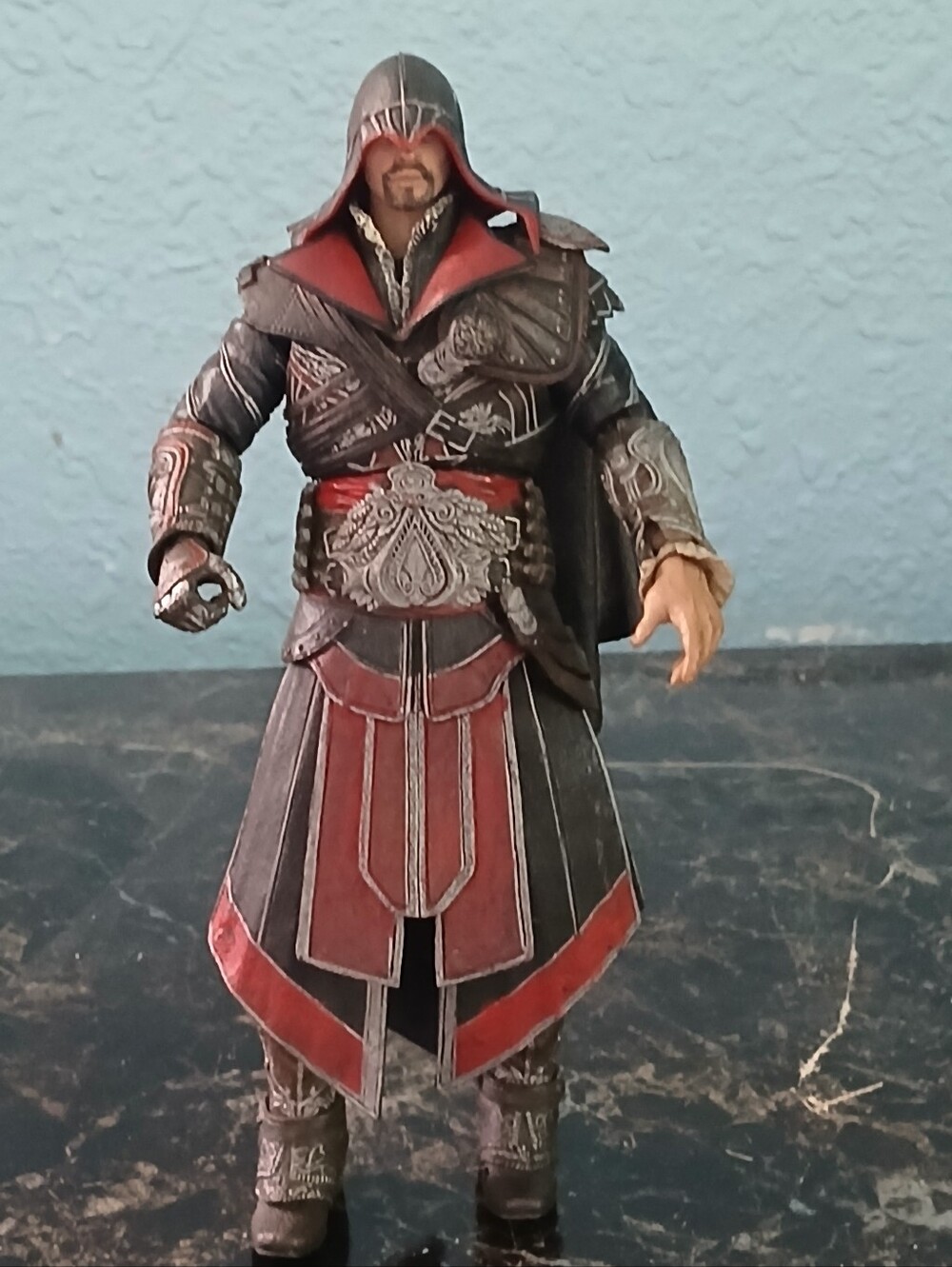 Assassin's Creed: Brotherhood "Ebony" Ezio Auditore da Firenze 7-inch Figure